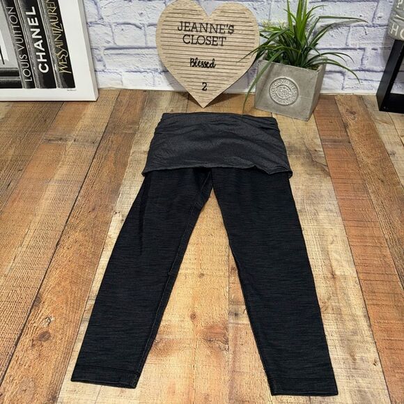 Lululemon Women’s Yin To You Skirted Crop Legging Charcoal/Heathered Black Sz 6 - Picture 10 of 10